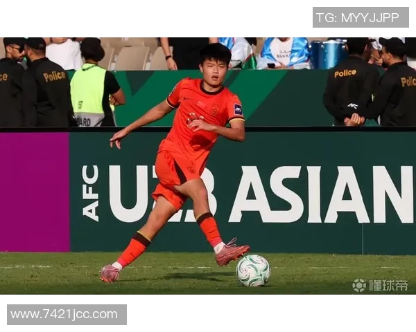 杨希正式加盟上海海港足球俱乐部开启新征程期待为球队贡献力量