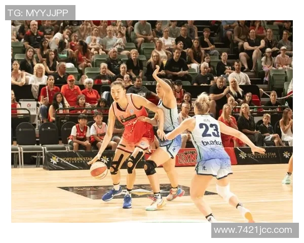 韩旭首次与珀斯山猫队合练期待周六首场比赛展现实力